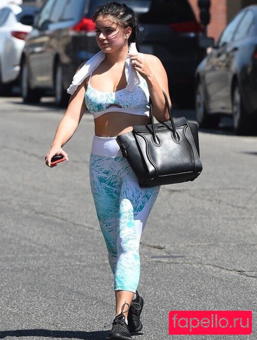 Ariel Winter / arielwinter Onlyfans Photo Gallery 