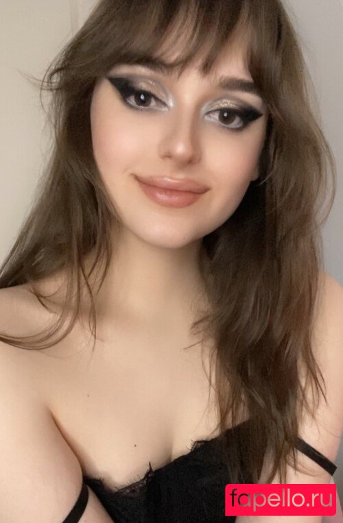 Malenabb / malena.mov Onlyfans Photo Gallery 