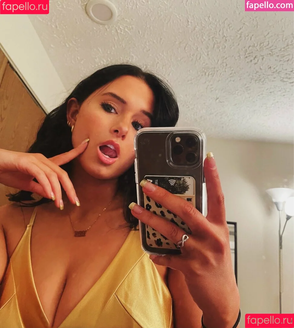 NerdballerTV / mashedpotatkat Onlyfans Photo Gallery 