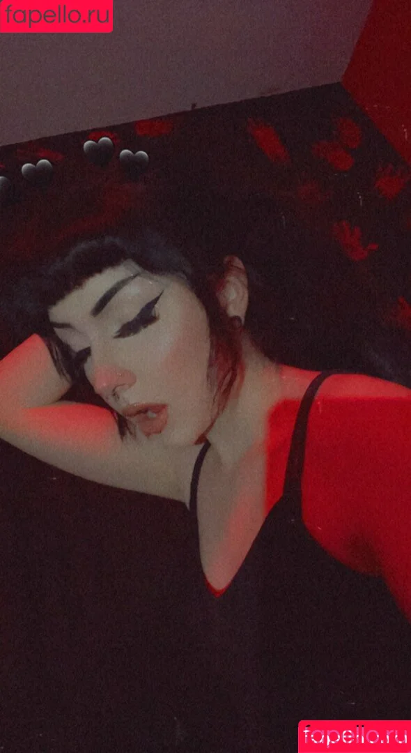 artificial0cide / artificialzerocide / littl3missd00msd4y Onlyfans Photo Gallery 