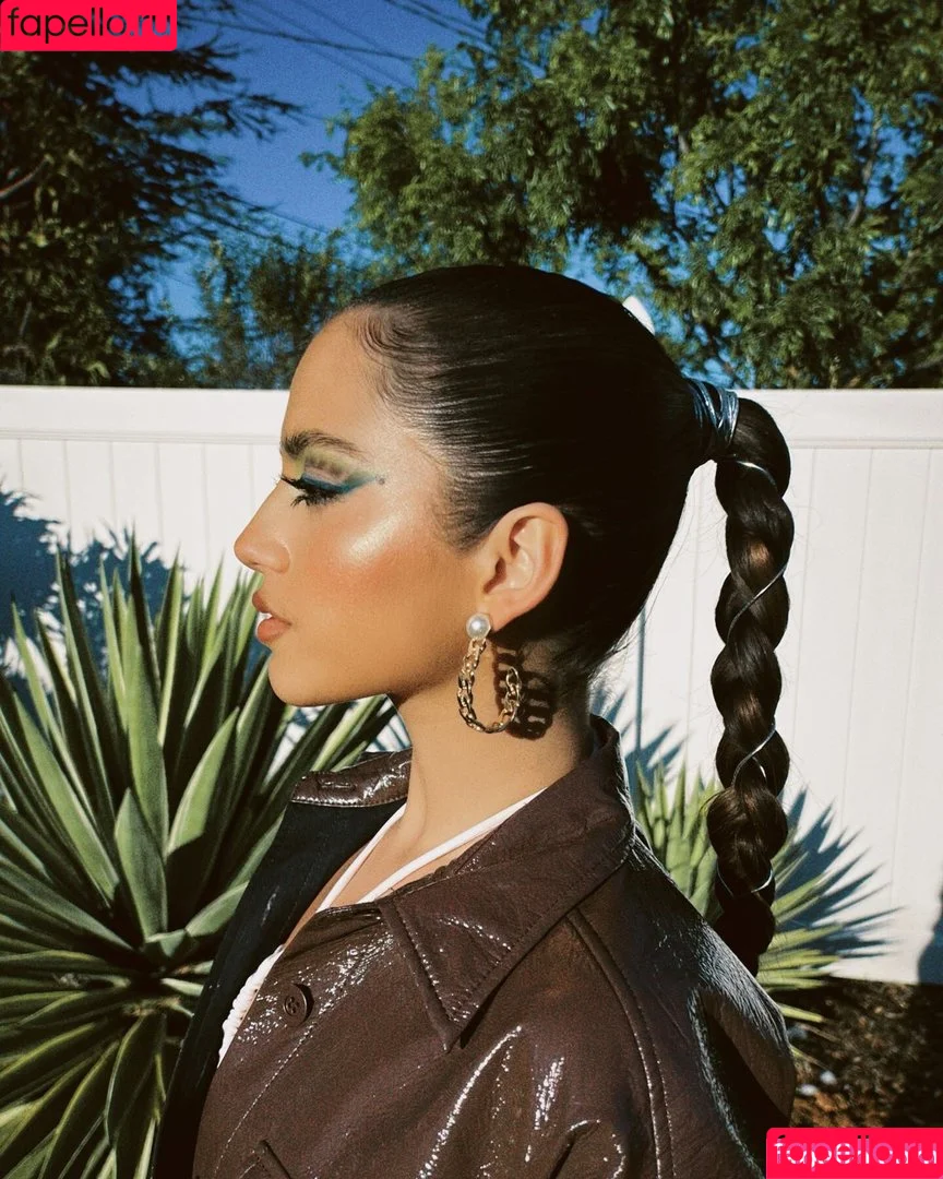 Isabela Merced / isabelamerced / isabelamercedmusic Onlyfans Photo Gallery 