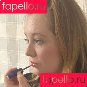 chloz.ee / coco-lls Onlyfans Photo Gallery 