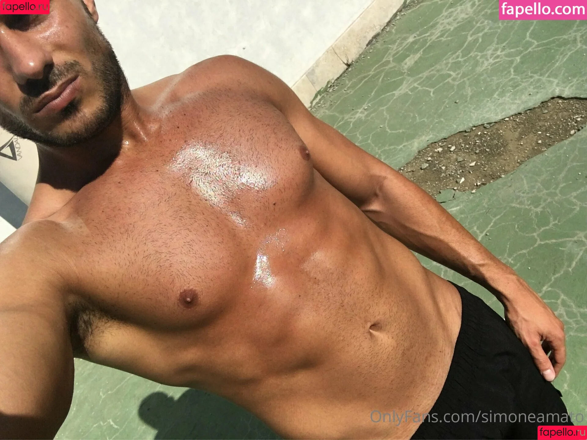 iamsimoneamato / simoneamato Onlyfans Photo Gallery 
