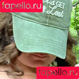 robdeanhoskins / zoeytryingnewthings Onlyfans Photo Gallery 