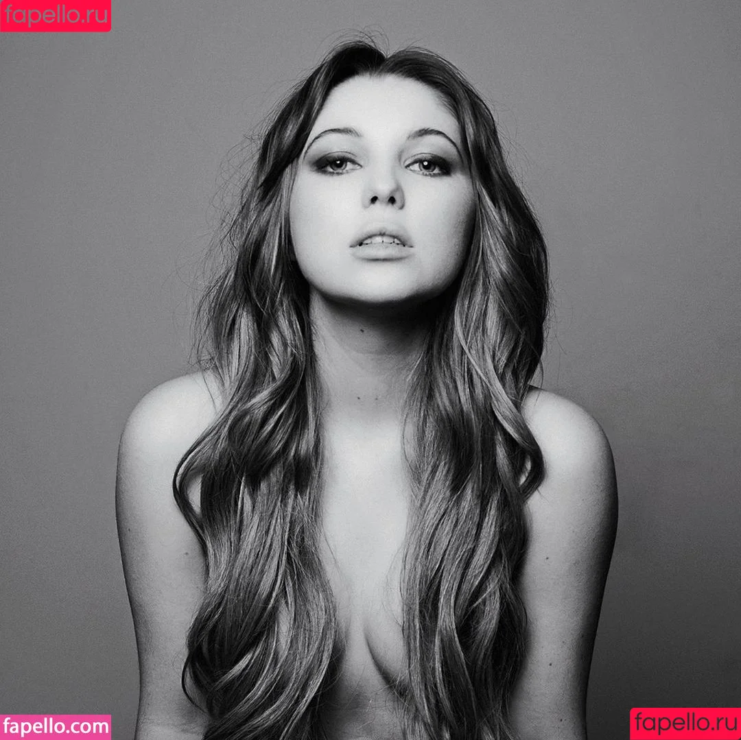 Sammi Hanratty / sammihanratty Onlyfans Photo Gallery 