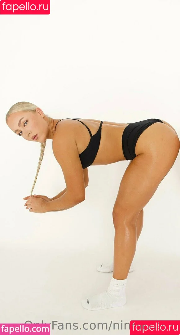 nchristin Onlyfans Photo Gallery 