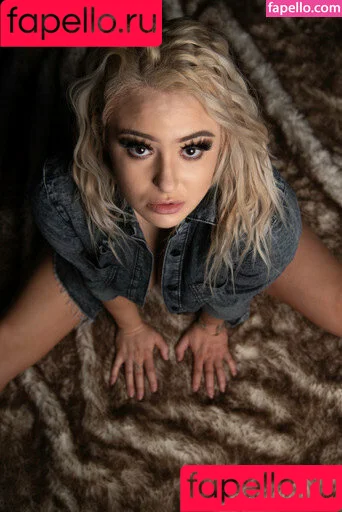 lexxxis / vitchbaby Onlyfans Photo Gallery 