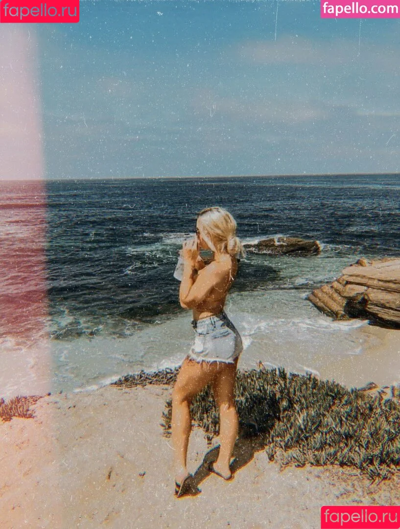 @tayleealexis_ / https: / tayxo22 Onlyfans Photo Gallery 