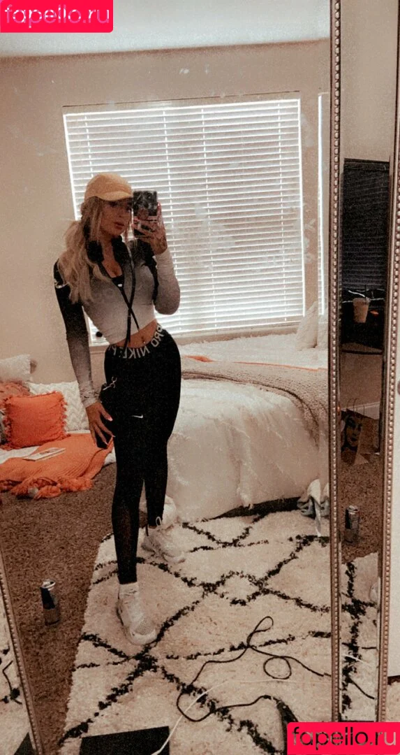 @tayleealexis_ / https: / tayxo22 Onlyfans Photo Gallery 