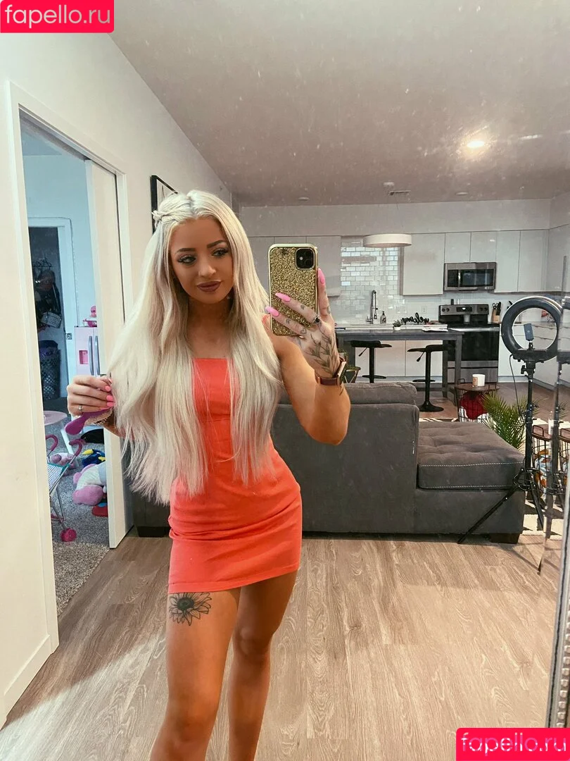 @tayleealexis_ / https: / tayxo22 Onlyfans Photo Gallery 