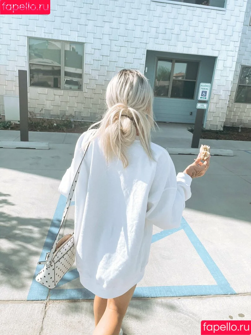 @tayleealexis_ / https: / tayxo22 Onlyfans Photo Gallery 