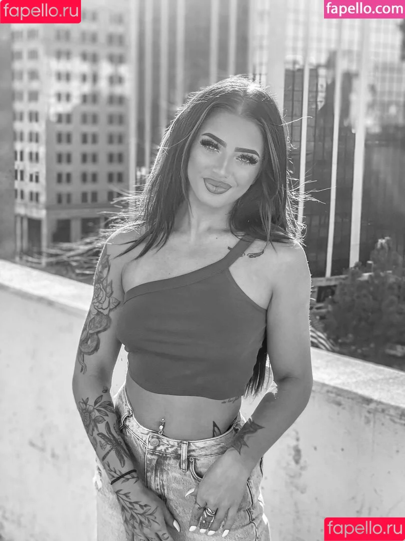 @tayleealexis_ / https: / tayxo22 Onlyfans Photo Gallery 