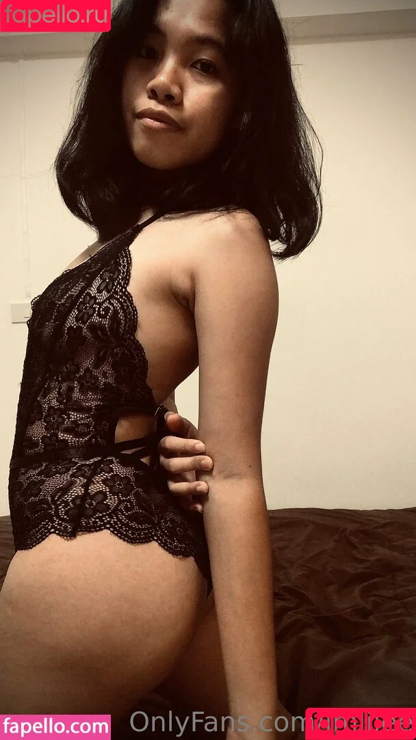 Xmalil2 / imlilee / somchh2 Onlyfans Photo Gallery 