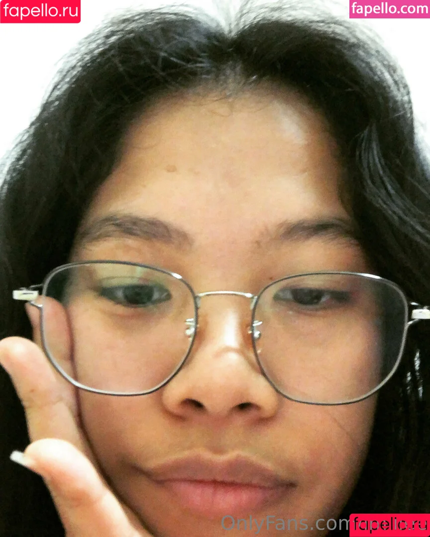 Xmalil2 / imlilee / somchh2 Onlyfans Photo Gallery 