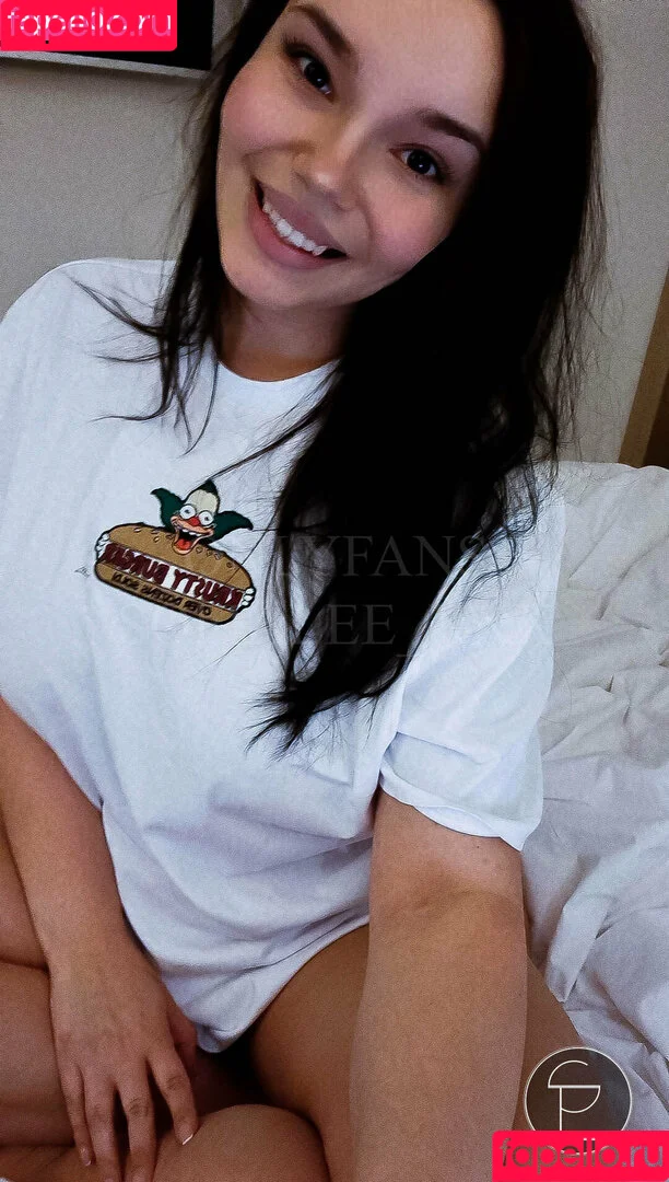 sofialee_xxx_free / sofiaxxlee Onlyfans Photo Gallery 