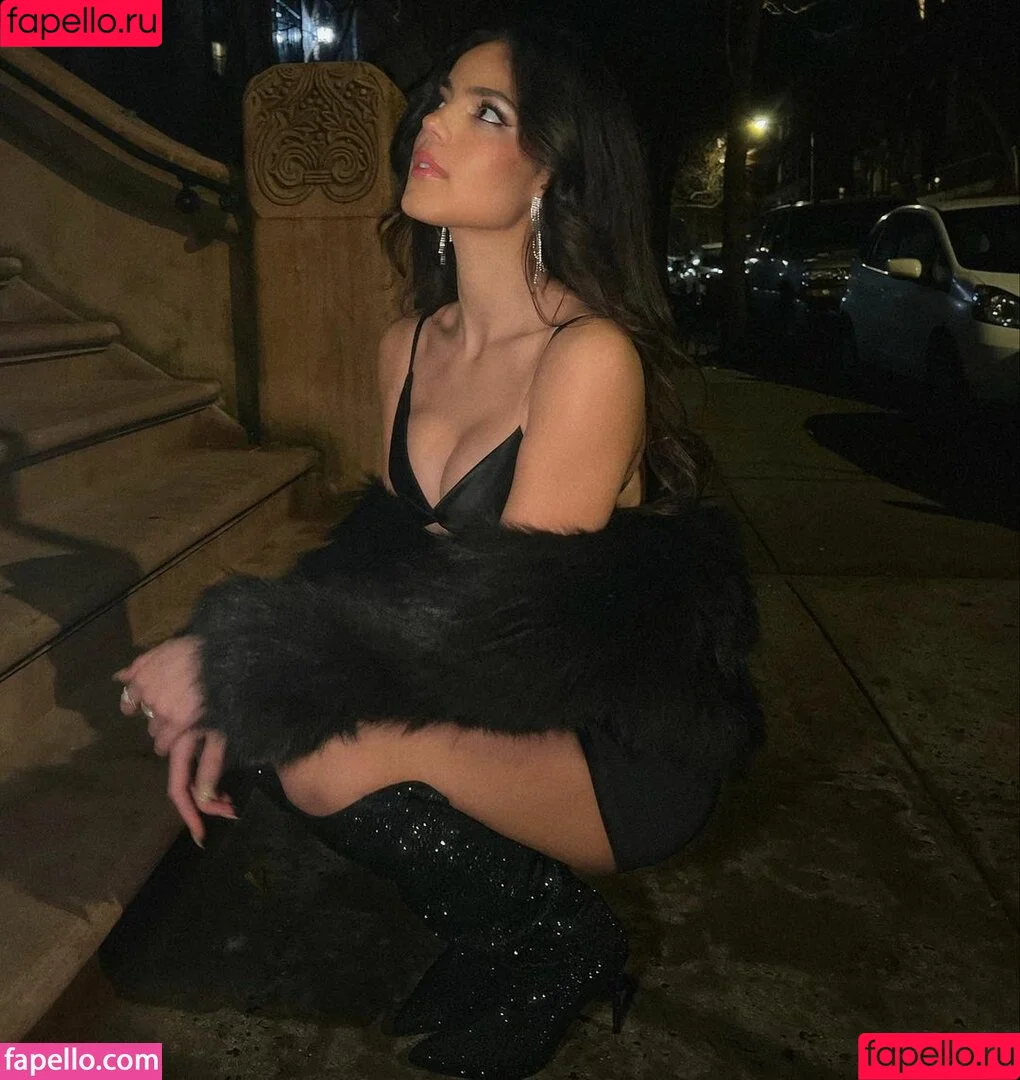 Ella Mendelsohn / ellamendelsohn Onlyfans Photo Gallery 