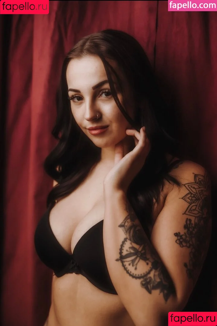 Amelie.gr_ / amelie.gr Onlyfans Photo Gallery 