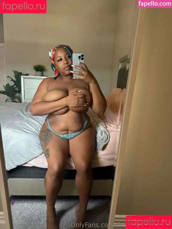 MzMamma Melons / mamasmelons / mz.melons Onlyfans Photo Gallery 