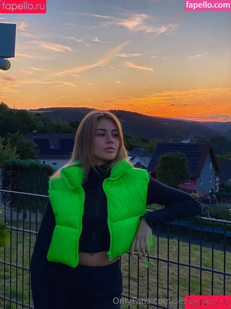 sexyvickulya / vickulya Onlyfans Photo Gallery 