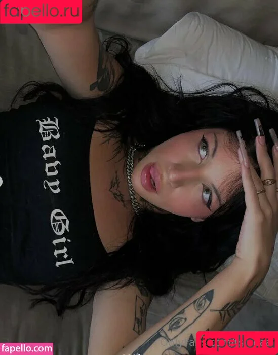 tsjuliaa / tsjuliaaa Onlyfans Photo Gallery 