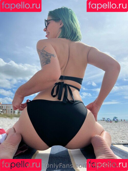 truebadash Onlyfans Photo Gallery 