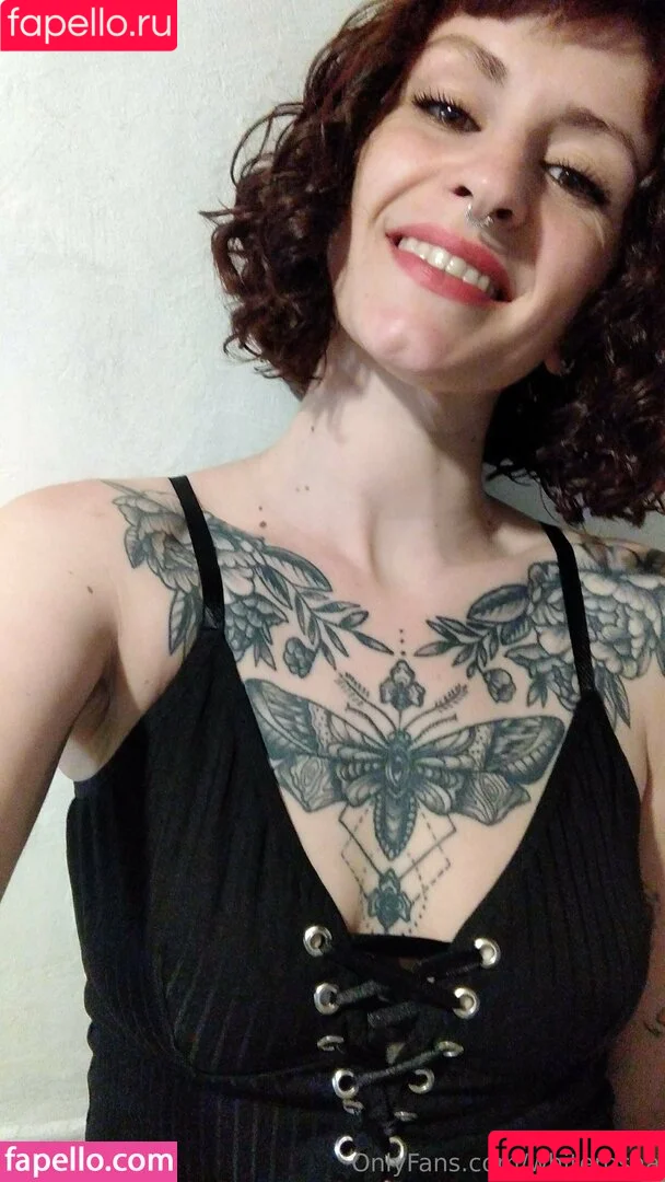 whiterosaa Onlyfans Photo Gallery 