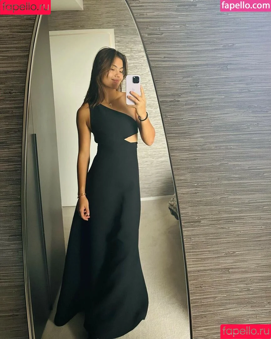 Emma Raducanu / EmmaRaducanu / https: Onlyfans Photo Gallery 