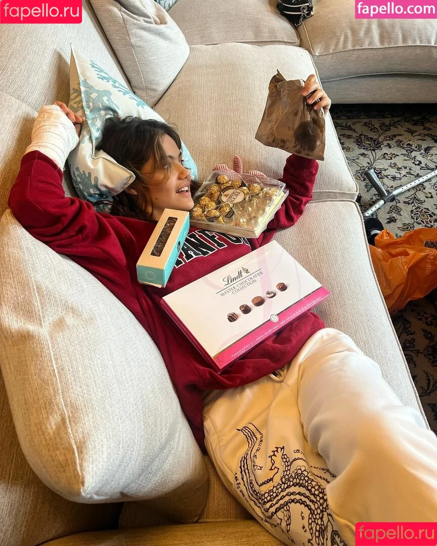 Emma Raducanu / EmmaRaducanu / https: Onlyfans Photo Gallery 