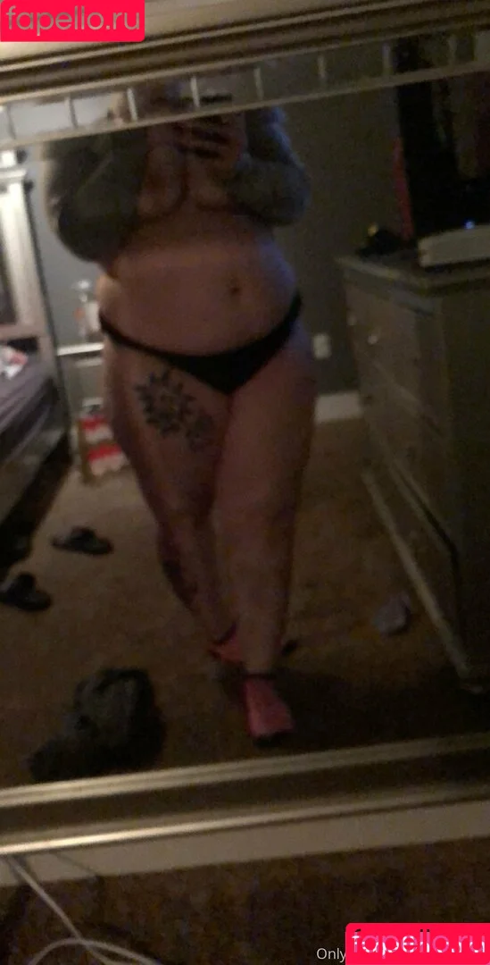 haleyglopez / haleylopez Onlyfans Photo Gallery 