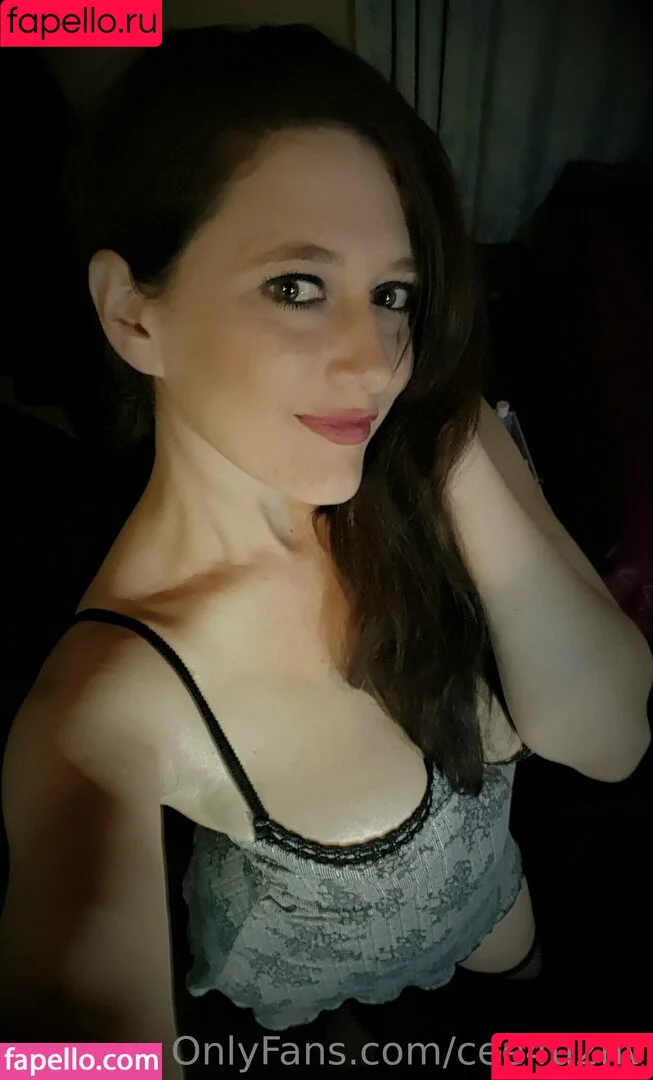 cee4u2nv Onlyfans Photo Gallery 