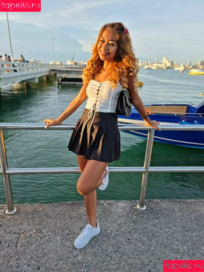 Benz_on_toast / benzontoast / https: Onlyfans Photo Gallery 