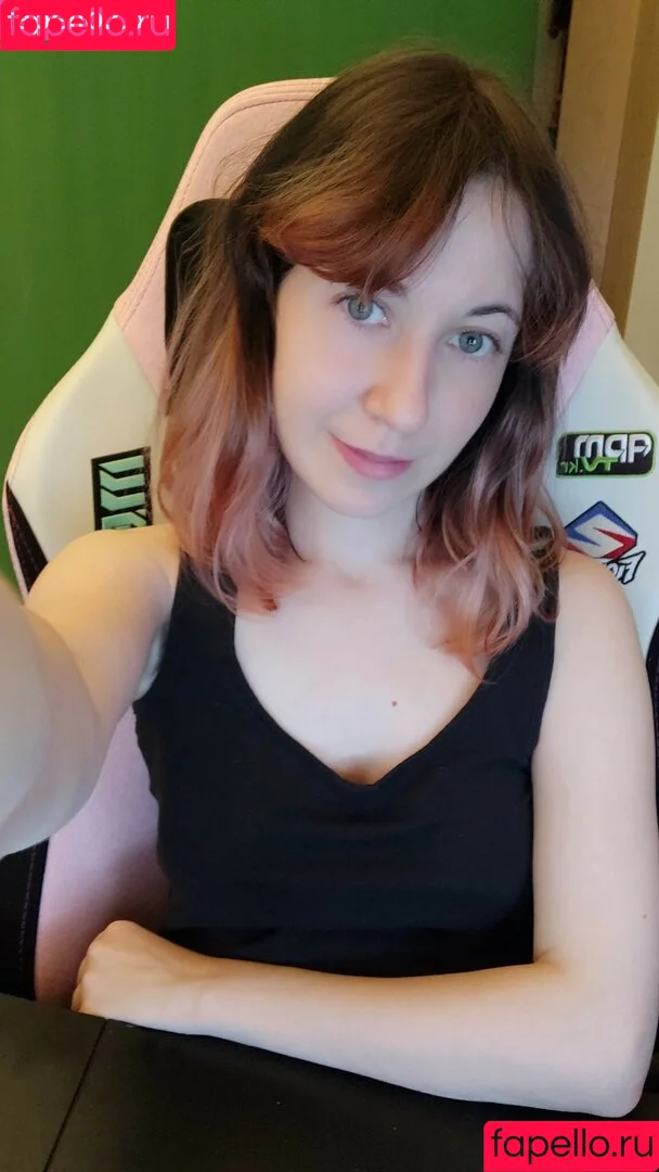 Lewdvamp / vampmk4 Onlyfans Photo Gallery 