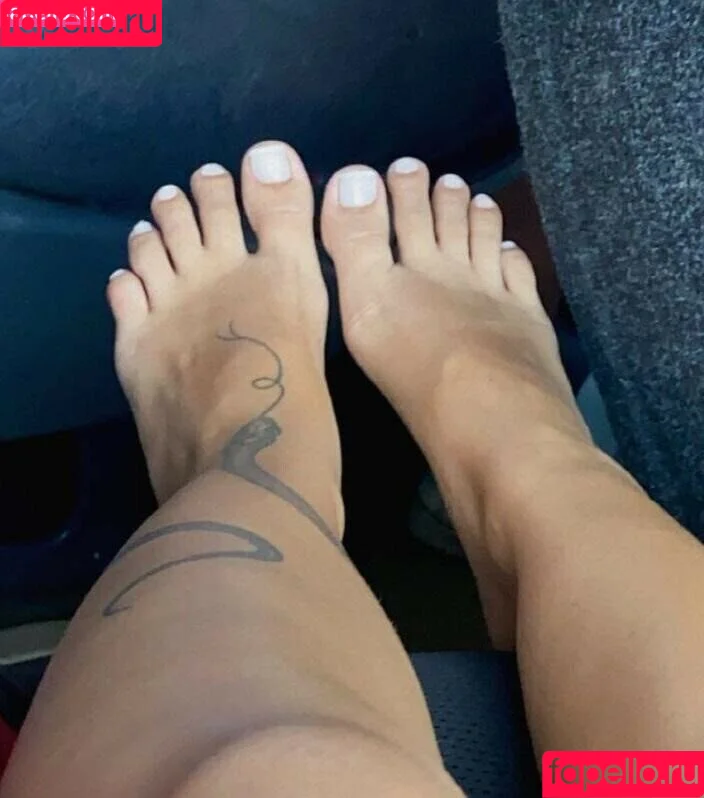 Castrollet / DEZOITOU / Leticia Castro / thayscastro Onlyfans Photo Gallery 