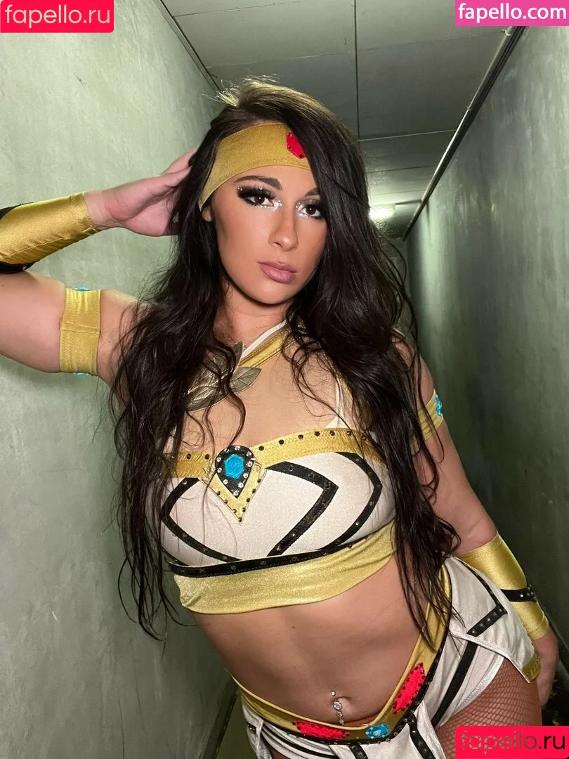 Megan Bayne / meganbayne / themeganbayne Onlyfans Photo Gallery 