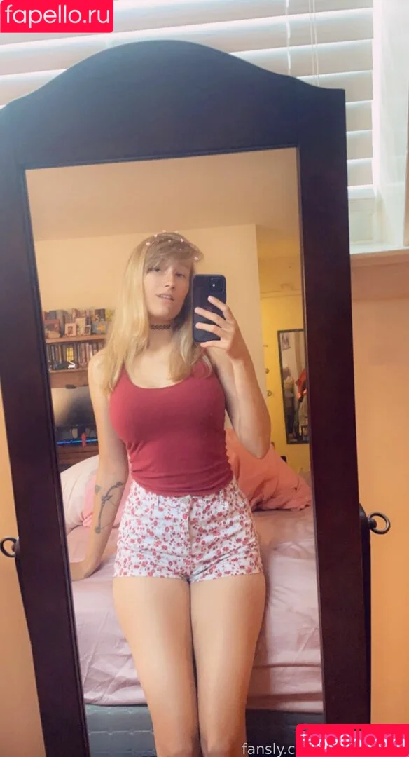 https: / misty__rein / misty_reine Onlyfans Photo Gallery 