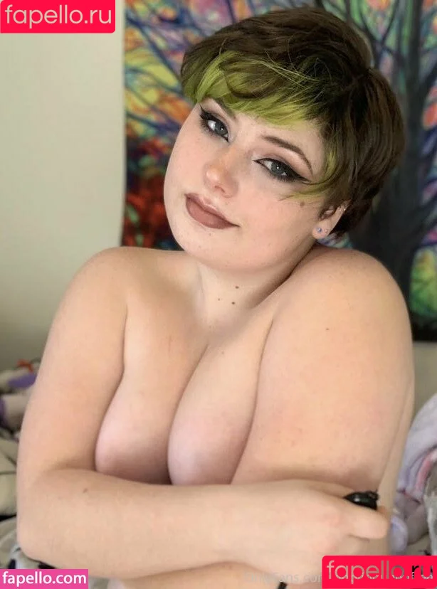 gobl1nqueen / goblinqueenfree Onlyfans Photo Gallery 