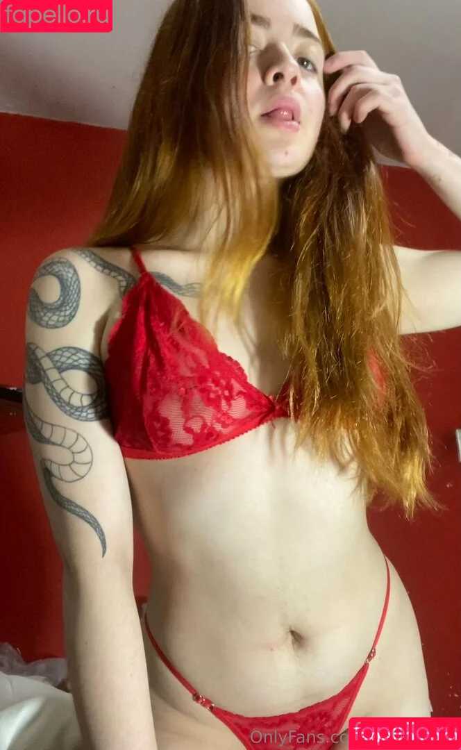 beameloni Onlyfans Photo Gallery 