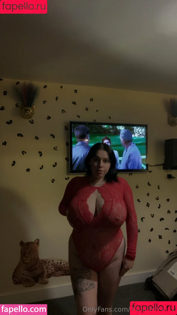 big.titbitch.xx Onlyfans Photo Gallery 