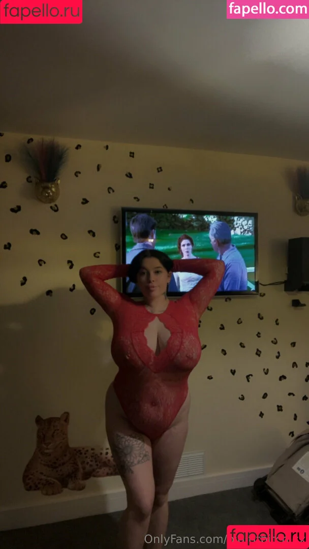 big.titbitch.xx Onlyfans Photo Gallery 