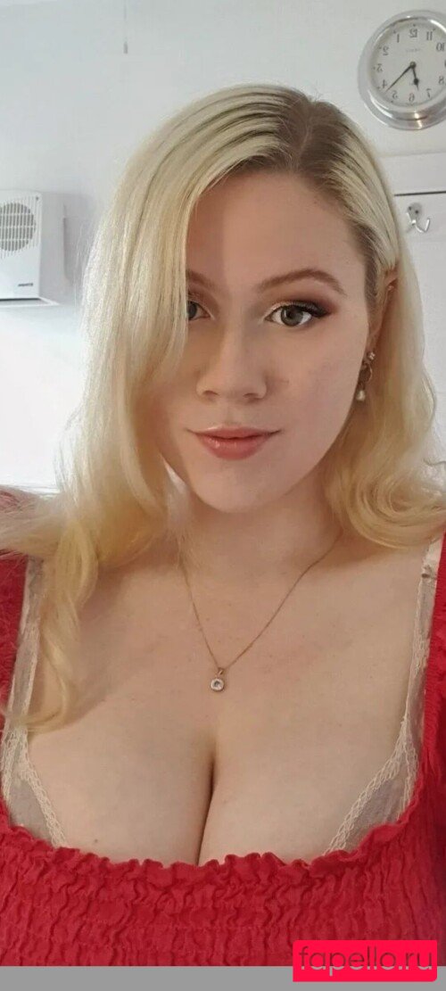 katfunnell / littlekitten5 / oflittlekitten Onlyfans Photo Gallery 