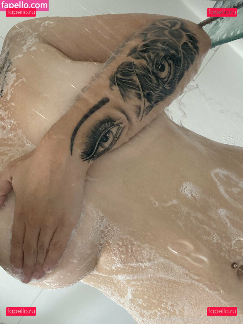 carly_coco Onlyfans Photo Gallery 