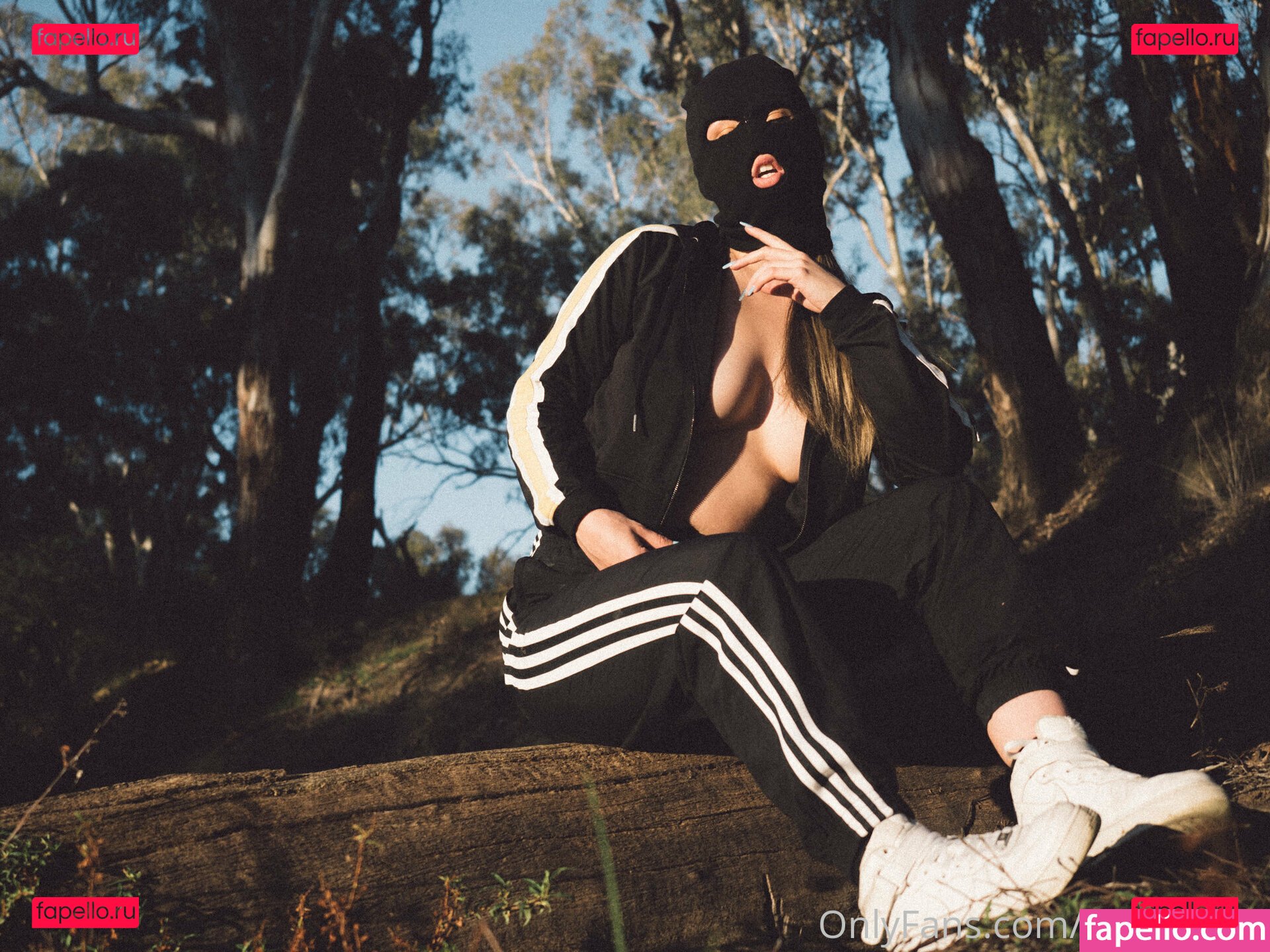 carly_coco Onlyfans Photo Gallery 