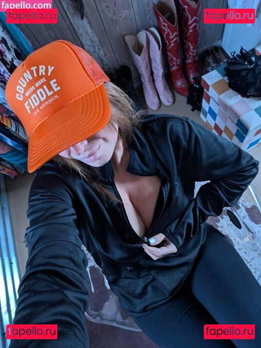 https: / thekendrajames / thepunchyhoe Onlyfans Photo Gallery 