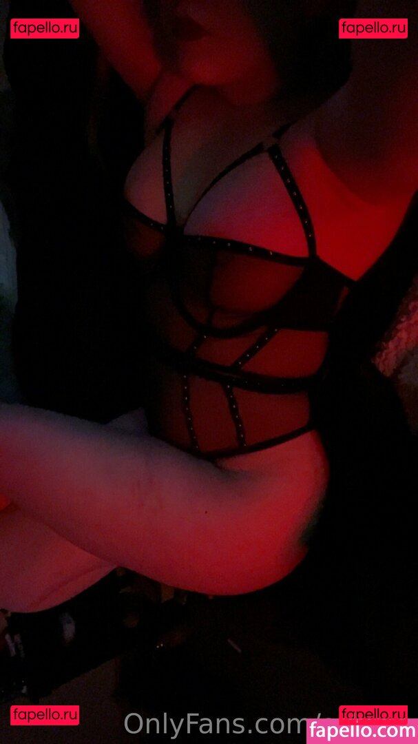 ashrue / ashrue_ Onlyfans Photo Gallery 