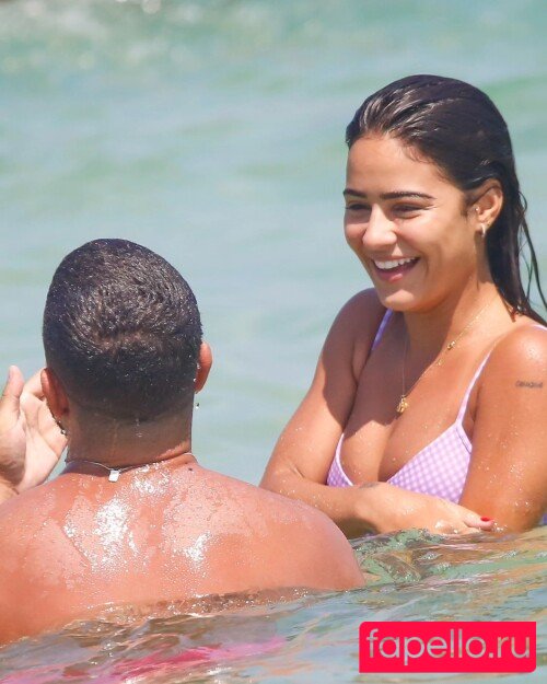 Giullia Buscacio / giubuscacio Onlyfans Photo Gallery 