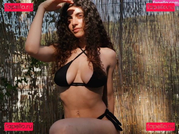 Venisoneyes Onlyfans Photo Gallery 