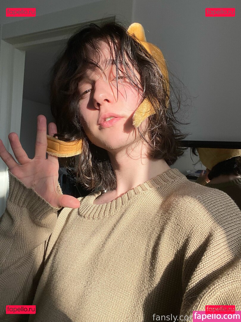 barmales / barmaless Onlyfans Photo Gallery 