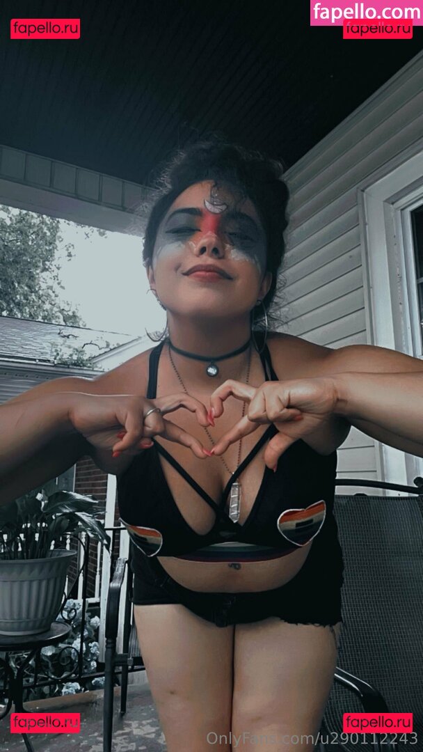 u290112243 Onlyfans Photo Gallery 