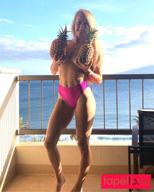 Brittany Mahomes Onlyfans Photo Gallery 