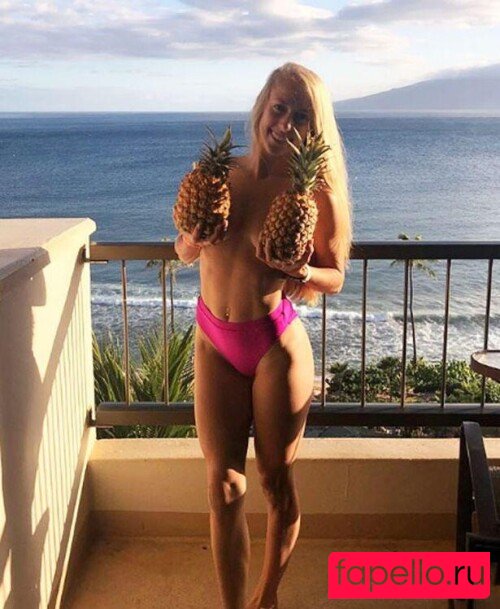 Brittany Mahomes Onlyfans Photo Gallery 